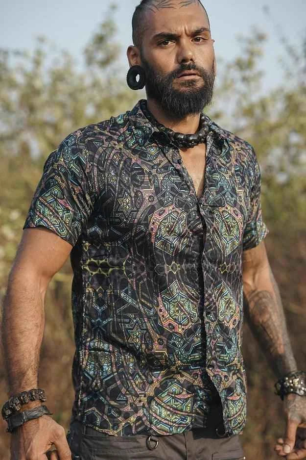 MIND FLARE | Men's Bamboo Shirts | Psychedelic Glitch Pattern Shirt