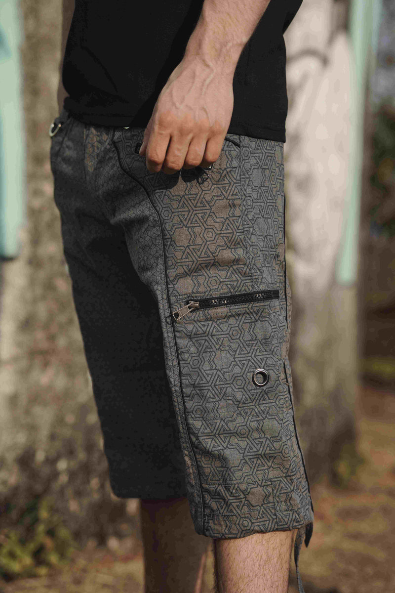 Pythagoras Abstract - OFF Grey NY 3/4 Men's Utility Cargo Short | Art Wear Short