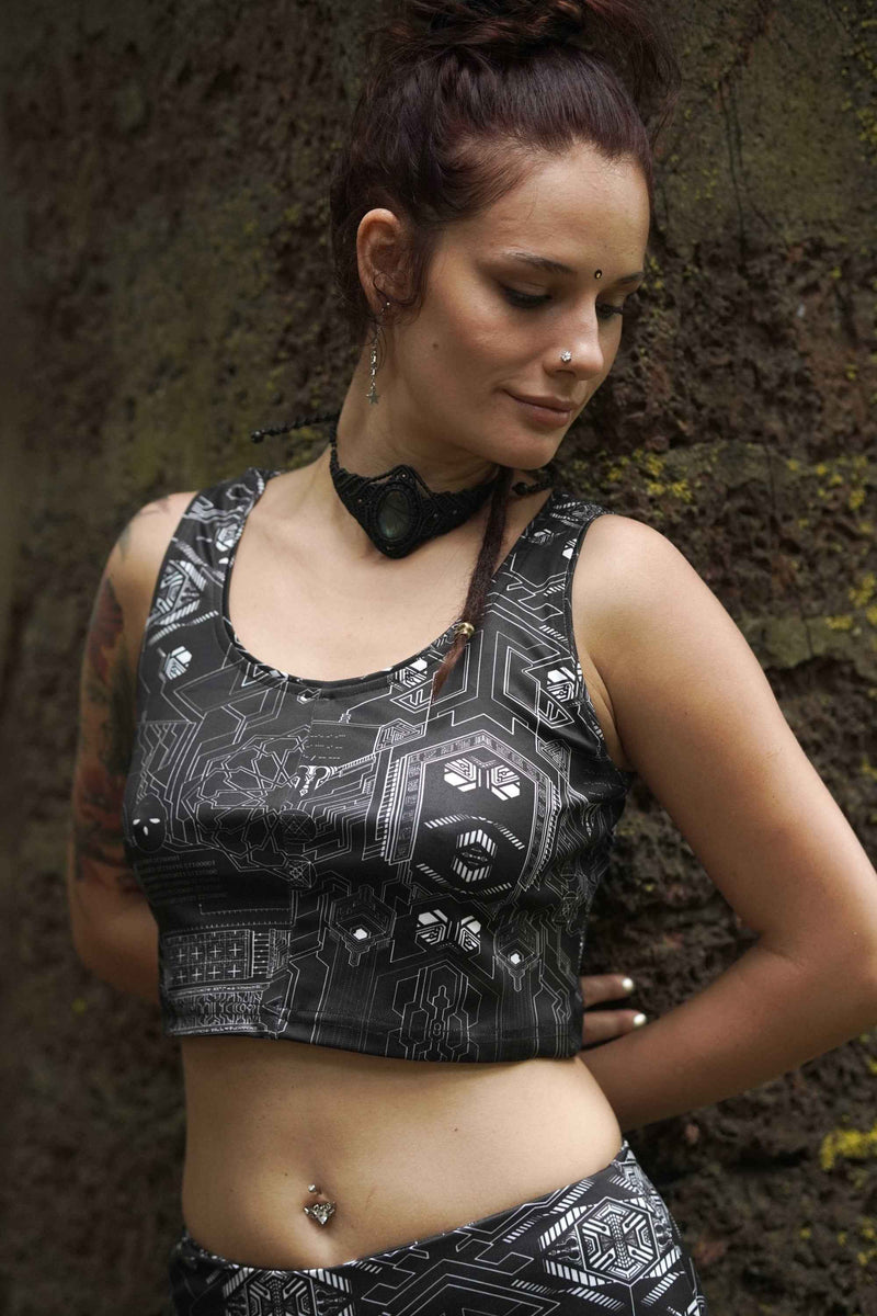 SOURCE CODE- Women's Sleeveless Partywear Crop Tops