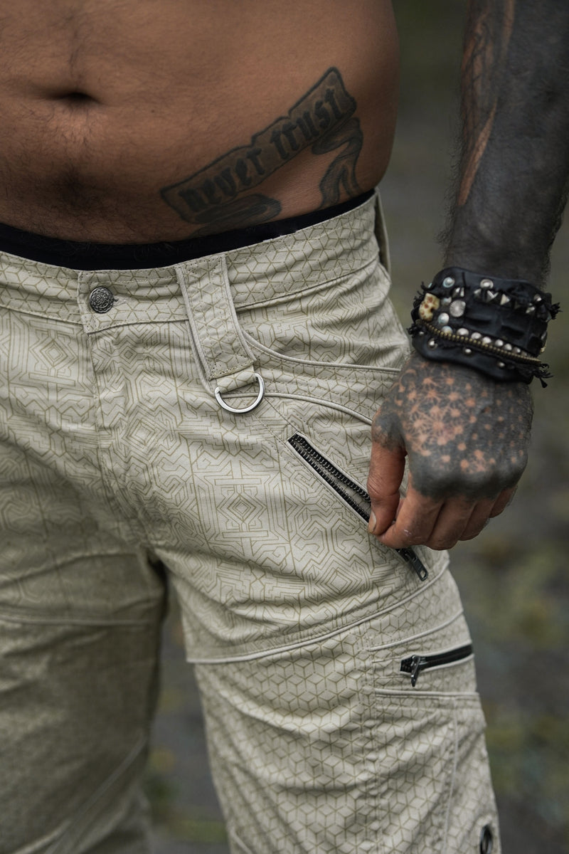 ABSTRACT CODEX - LA 3/4 Shorts Beige Color | Men's Artwear Shorts
