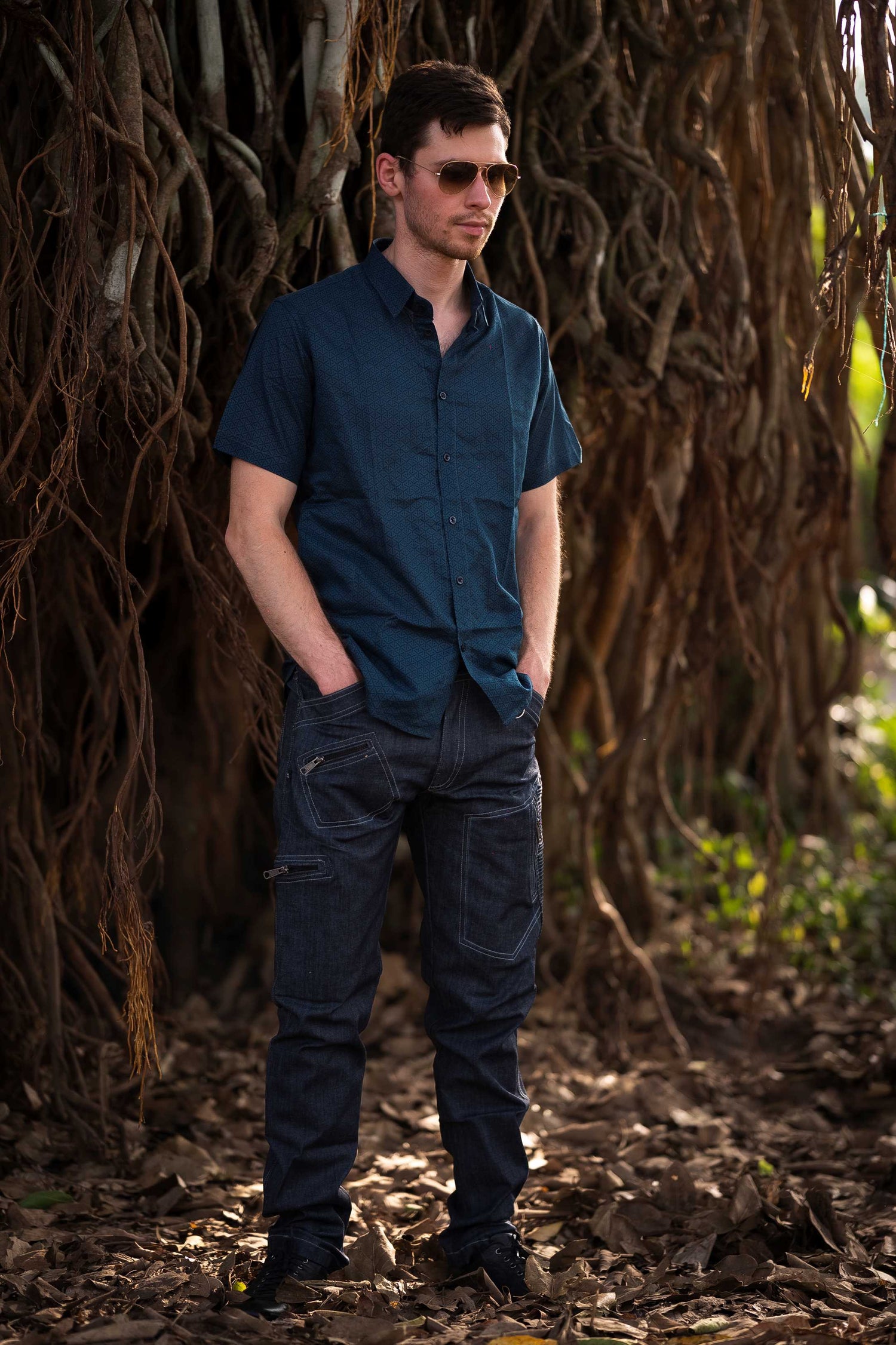 BLUE VORTEX - Bamboo Fabric Short Sleeve Button-up Shirt for Men