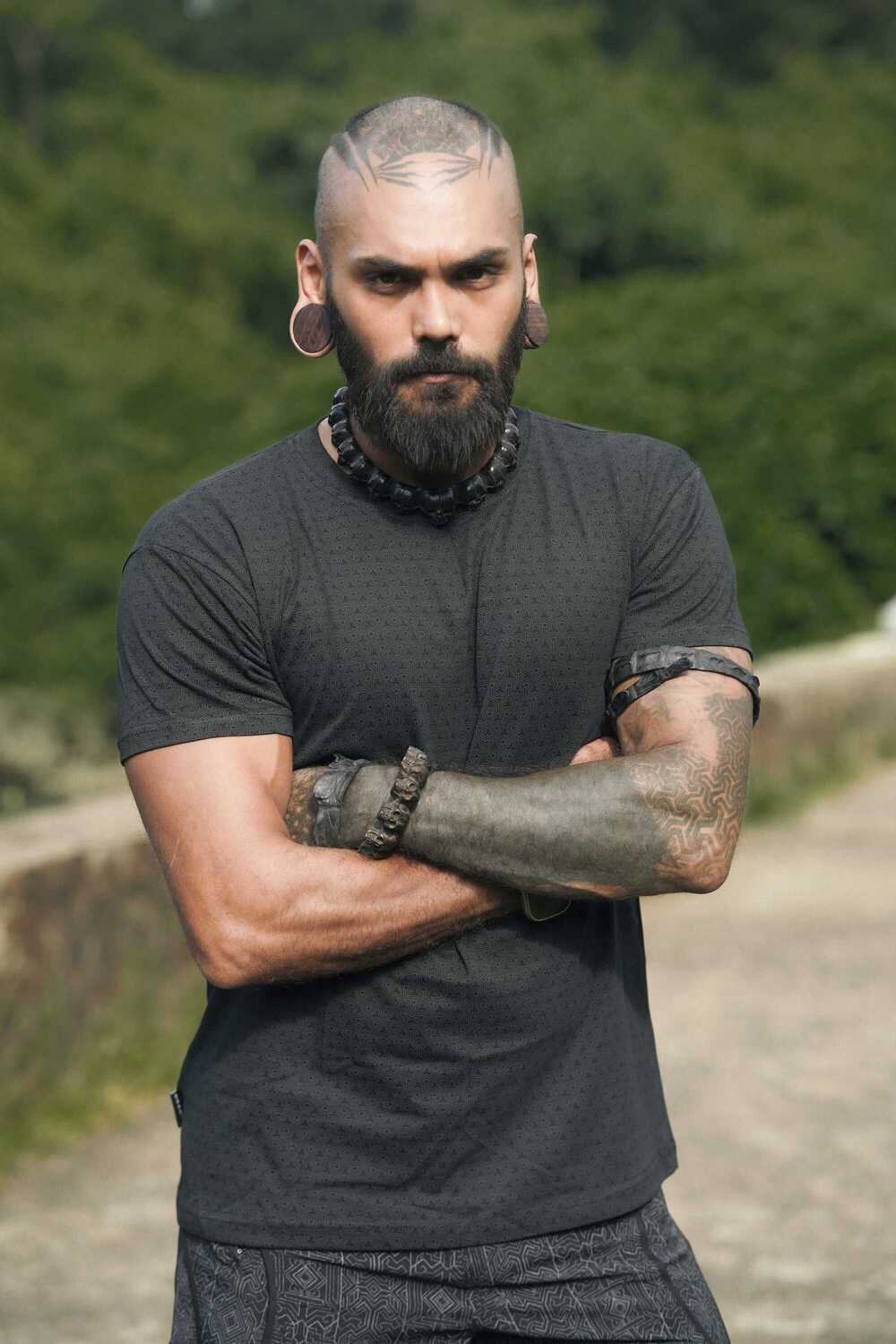 CLOVER VORTEX | Black Screen-printed Psychedelic Men's T-shirts