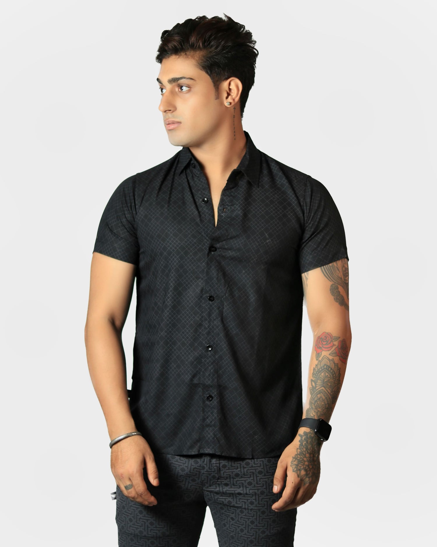 DEJA VU - Men's Short Sleeve Shirts | Black Geometric Print Shirt