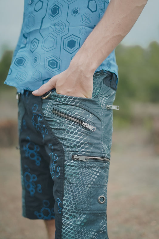 PYTHON DREAMS - Digital Molecular Python Printed Men's NY Shorts