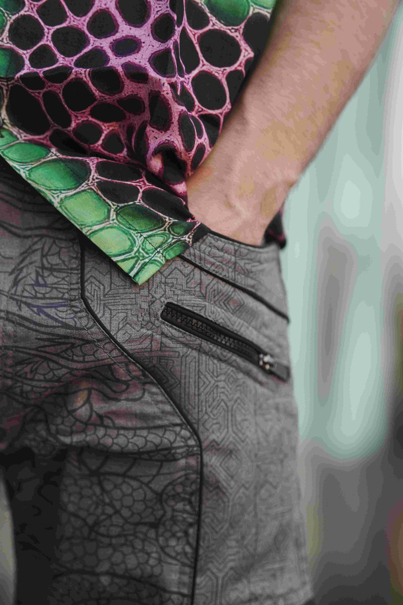 Dragon Codex - Off Grey NY Men's Cargo Shorts Dragon Print Shorts