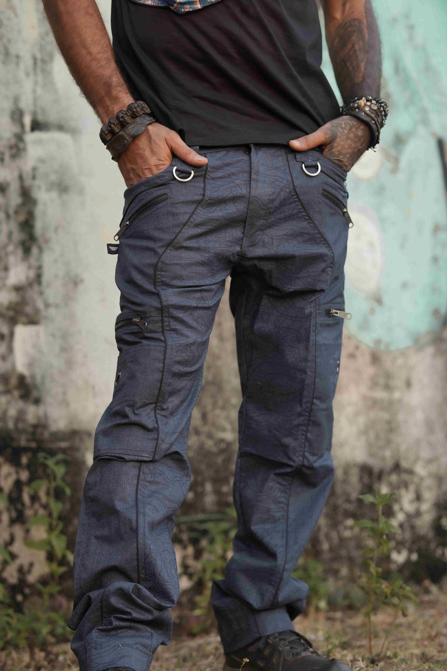 Dragon Codex - Purple Blue NY Men's Utility Cargo Pants | Abstract Print Pants