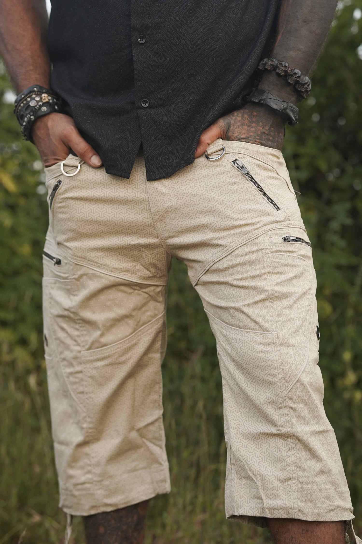 ETERNITY VORTEX - LA 3/4 Shorts Beige Color Men's Artwear Shorts