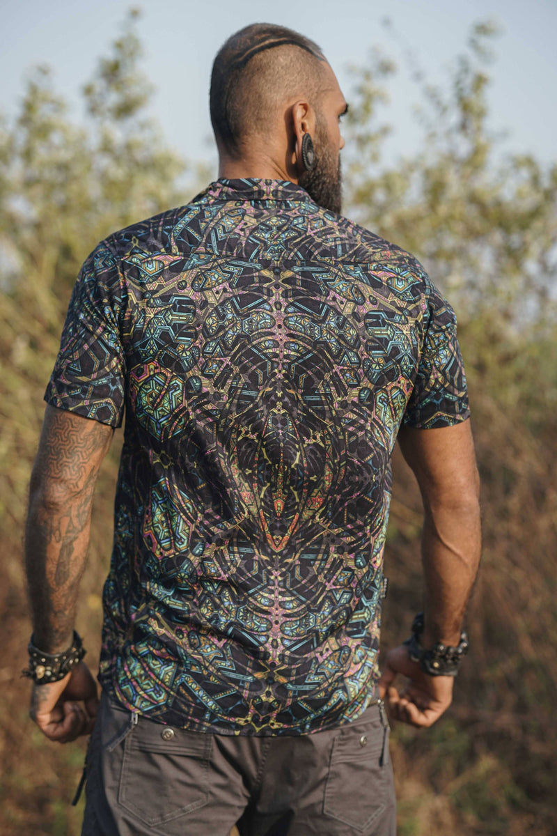 MIND FLARE | Men's Bamboo Shirts | Psychedelic Glitch Pattern Shirt