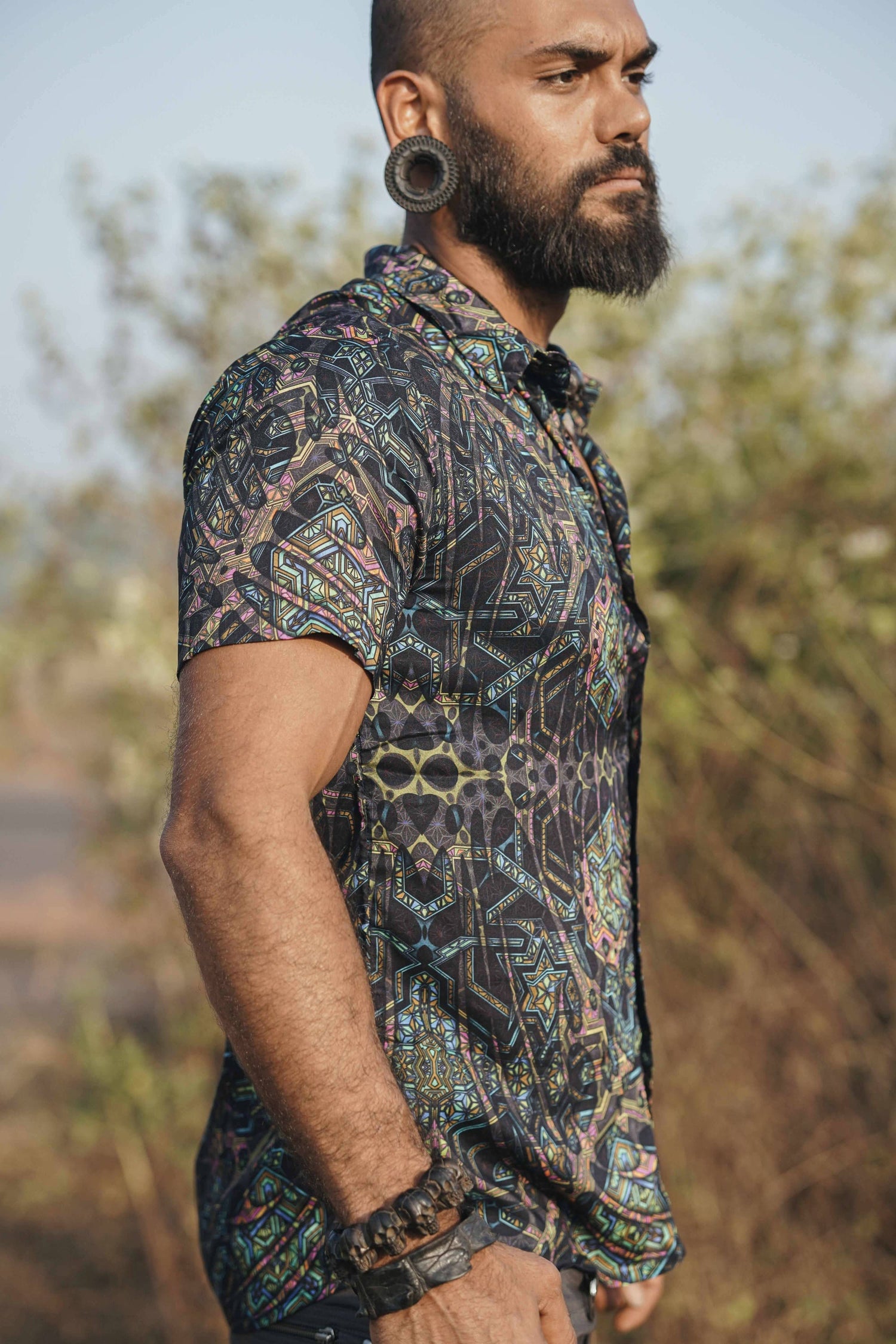 MIND FLARE | Men’s Bamboo Short Sleeve Shirt | Psychedelic Glitch Print