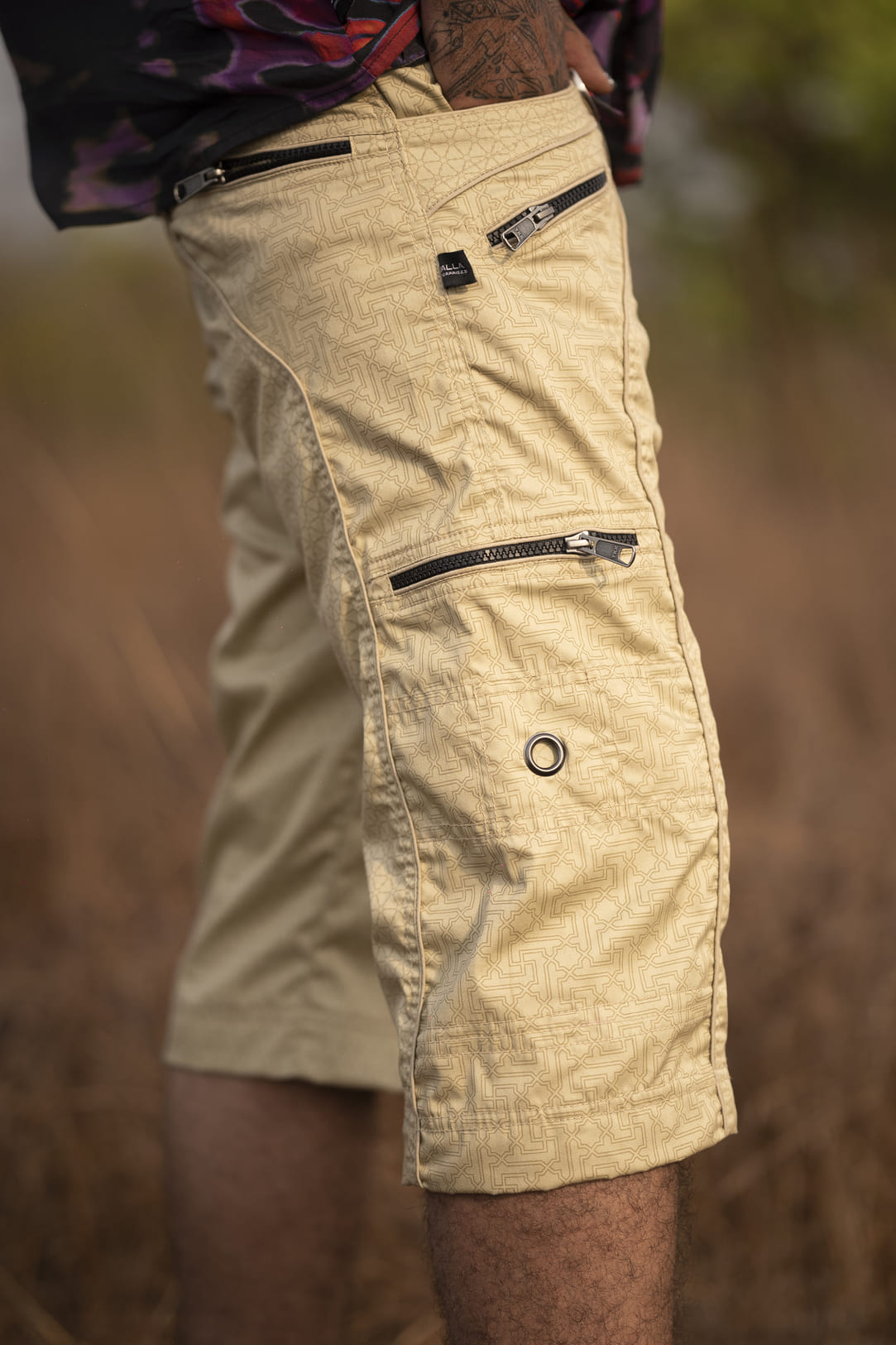 Shri Yantra | Men's Beige/Black Multi-Pocket NY Shorts