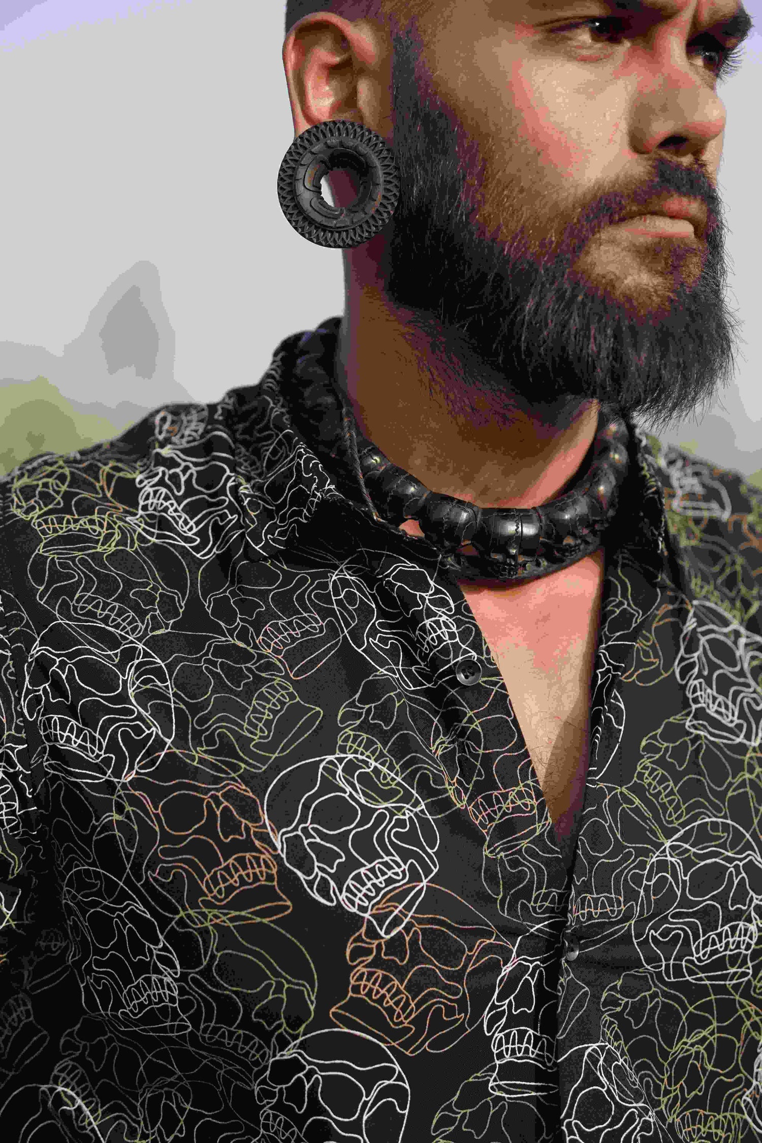 Skull printed shirt in black viscose – front view