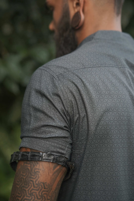 Men wearing biodegradable fabric viscose geometric printed shirt