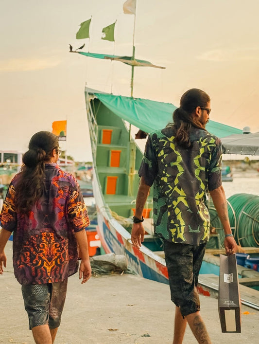 psychedelic outfits for festival men wearing trippy shirts Goa style