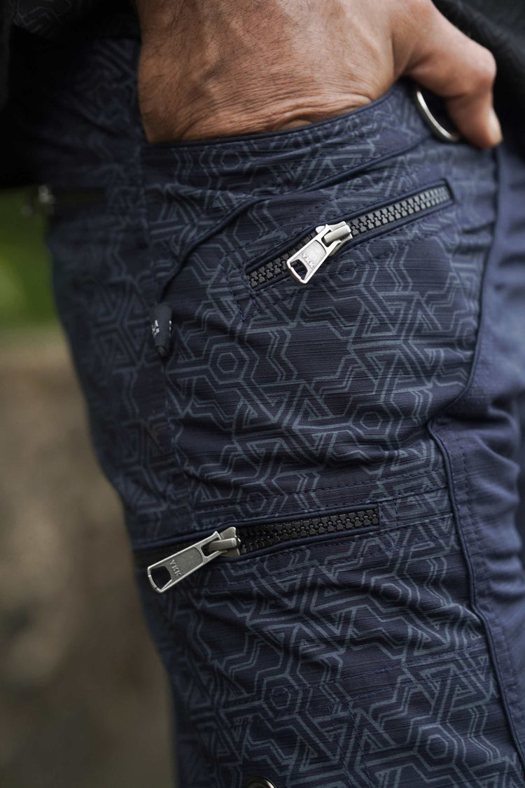 Up-knee Shorts