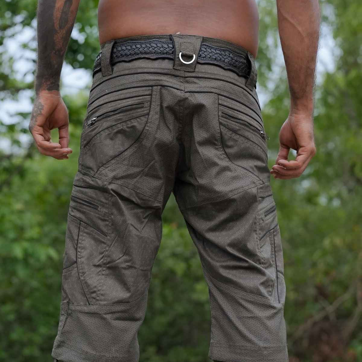 ETERNITY VORTEX - Khaki Men Art Wear 3/4 Cargo Shorts