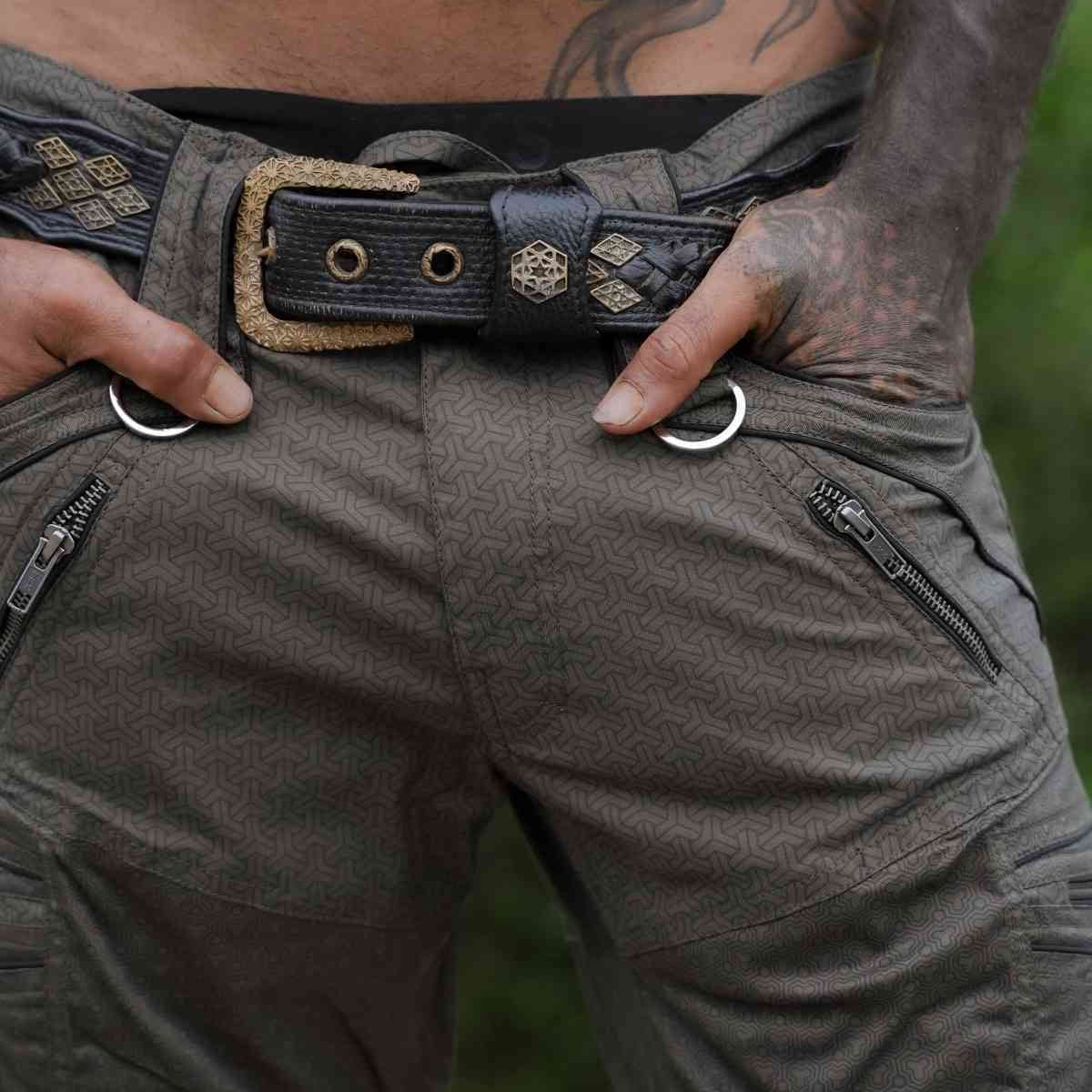 ETERNITY VORTEX - Khaki Men Art Wear 3/4 Cargo Shorts