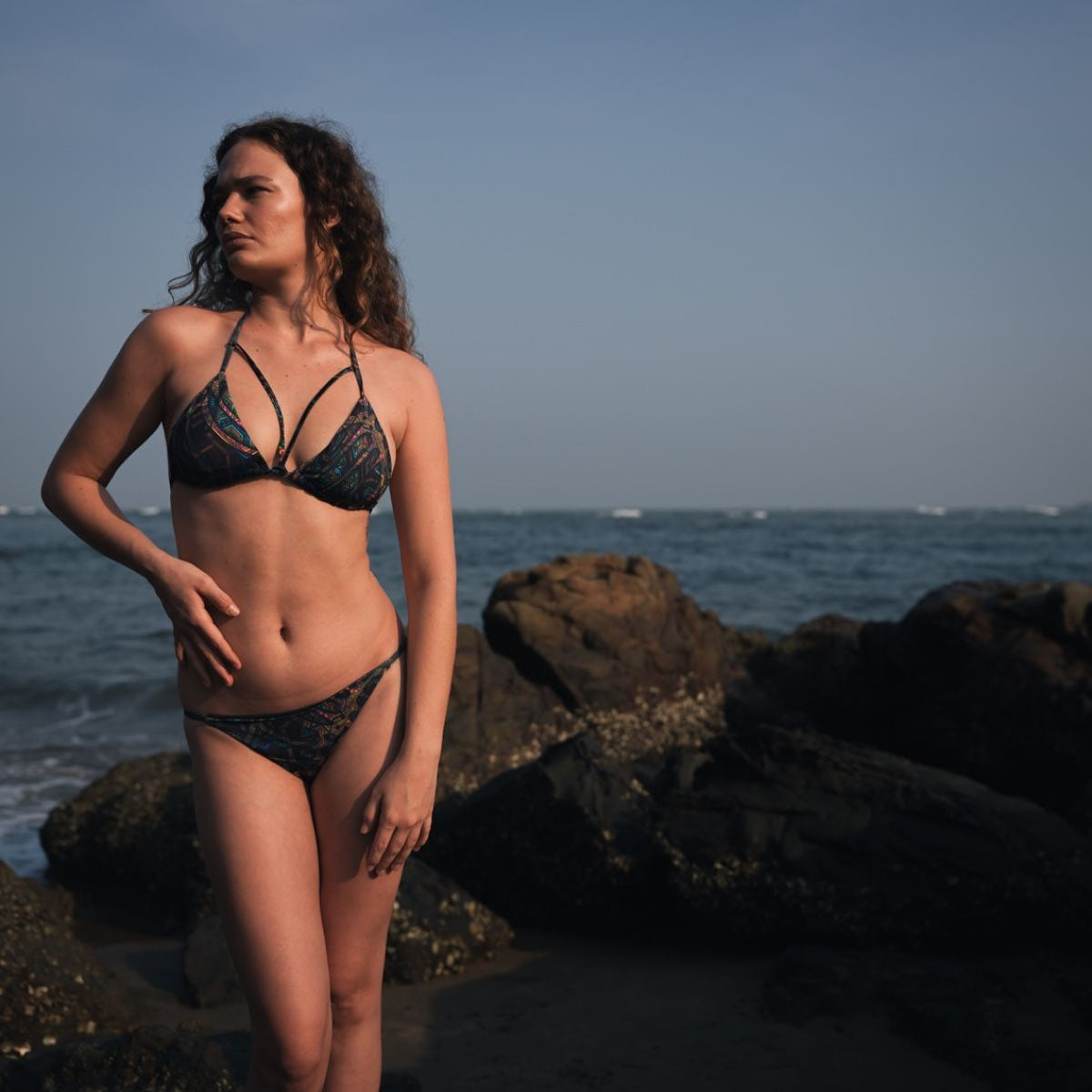 Mind-flare Strappy Triangle Bikini Set – Cut-Out Bikini Swimwear for Women