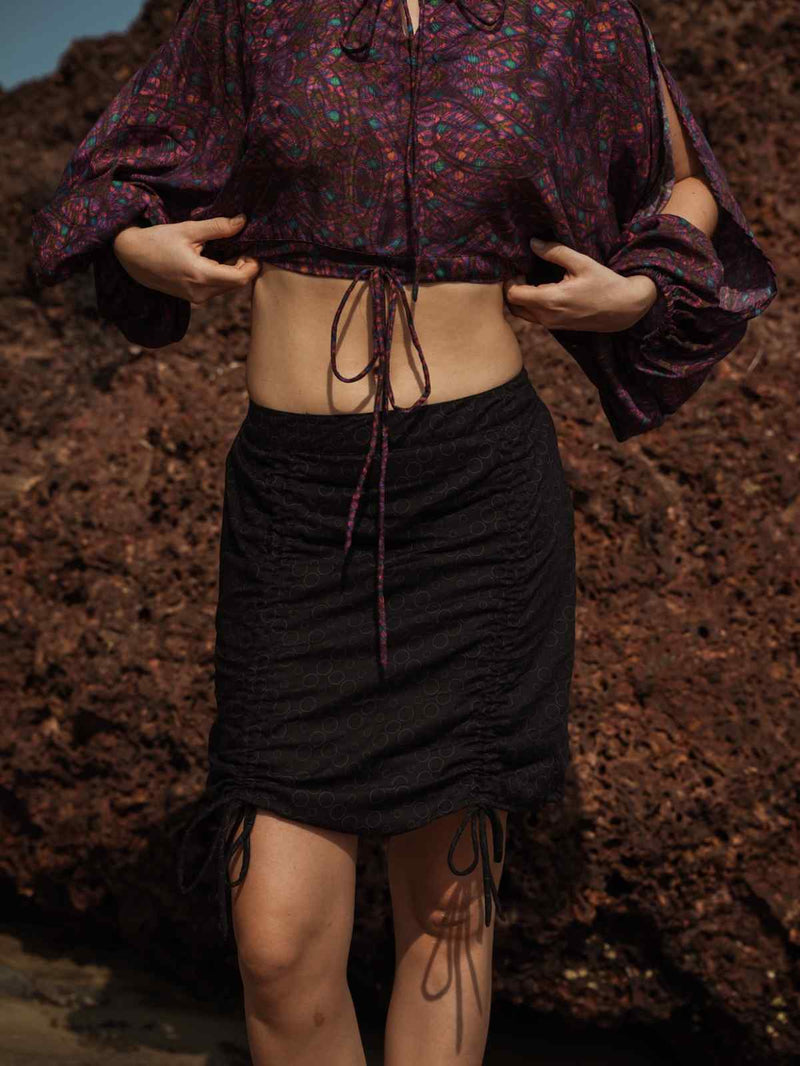 Bubble Trouble - Women's Black Nomad Body-con Skirt
