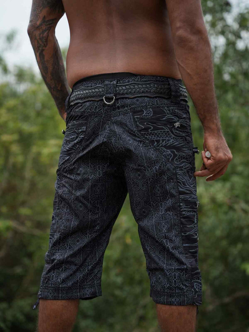 DRAGON CODEX - Black Men Art Wear 3/4 Cargo Shorts