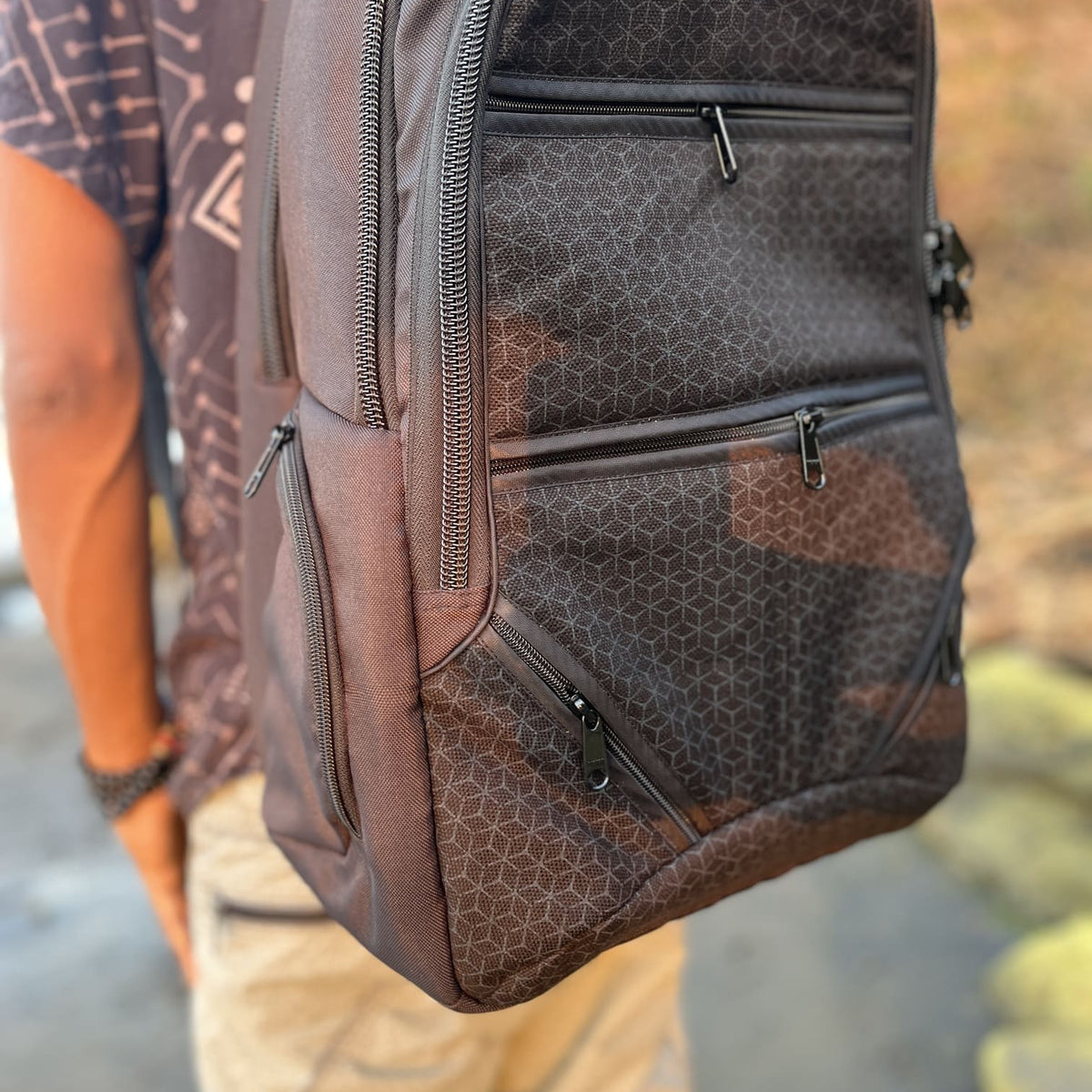 ABSTRACT KNOT The HOBBIT: Premium Canvas Travel Backpack