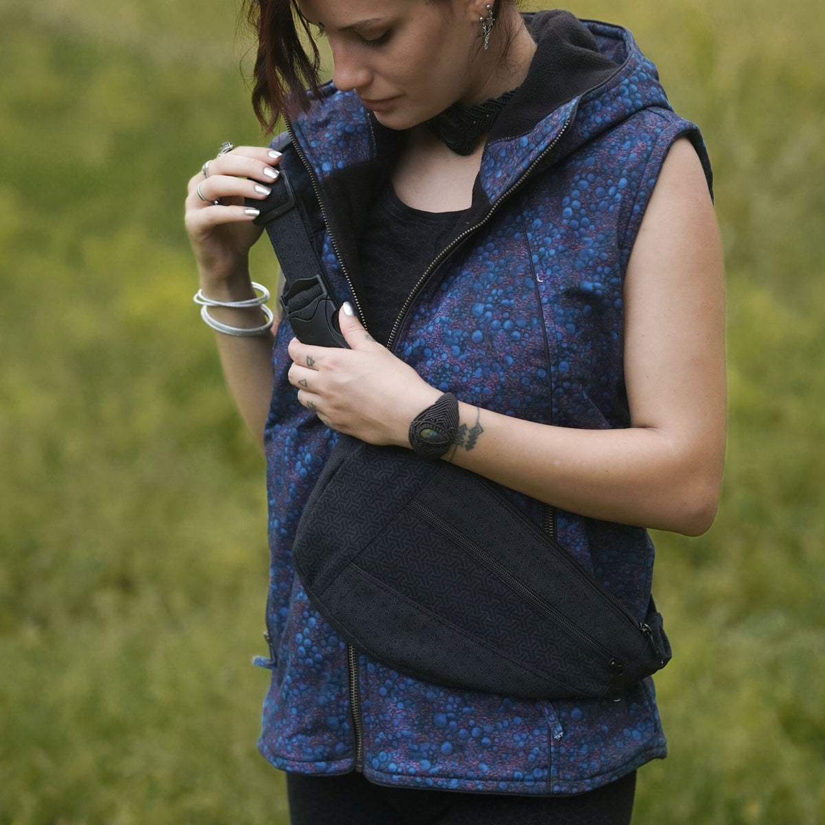 BLUE OCCULT -Women's Heavy Cotton Vest Jacket