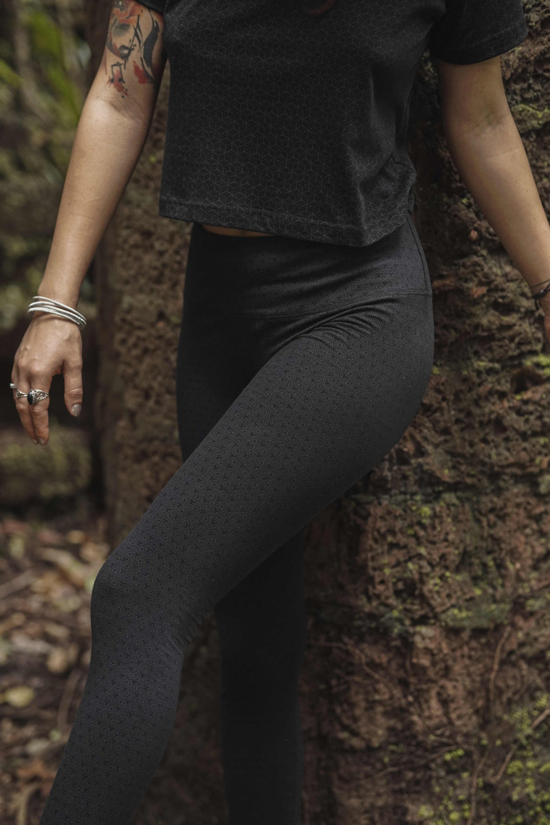 CLOVER VORTEX - Black Screen-Printed Organic Cotton Lycra Women's Leggings