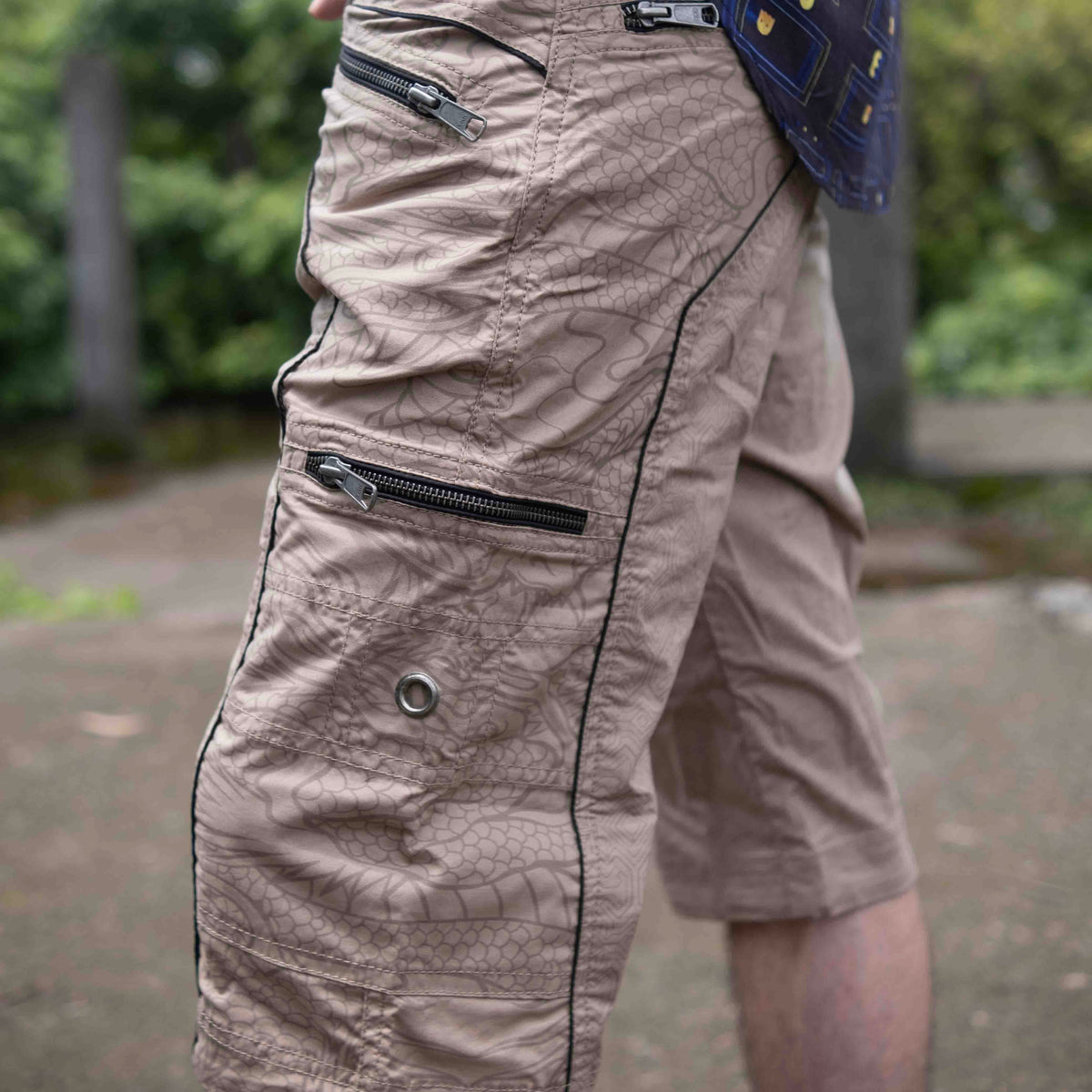 CODEX DRAGON - BEIGE Men Art Wear 3/4 Cargo Shorts