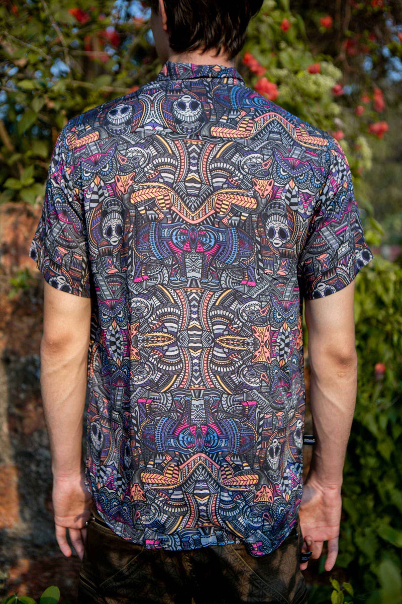 Backside of DORSET psychedelic print shirt for men – full pattern view

