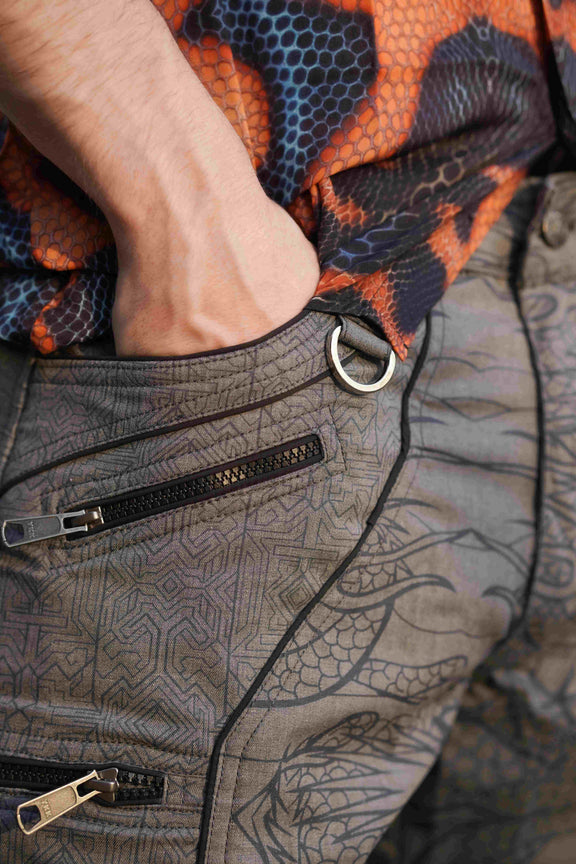 dragon codex off grey NY shorts mens close up zip pocket detail