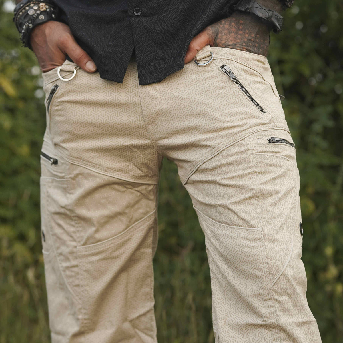 ETERNITY VORTEX - LA 3/4 Shorts Beige Color Men's Artwear Shorts