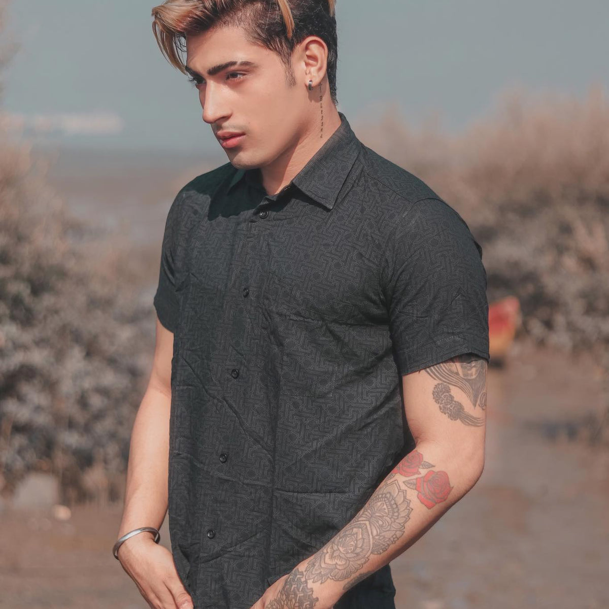 FLOWER OF LIFE -Black Men's Short Sleeve Geometric Print Party-Wear Shirt