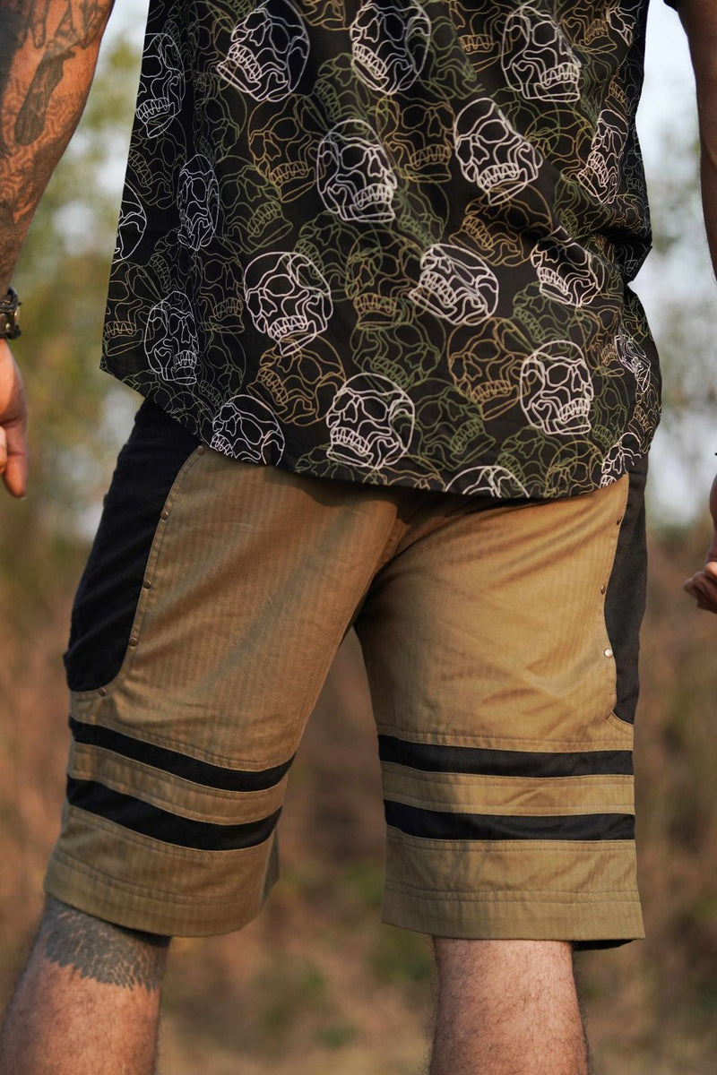 GMT - Up Knee Shorts Khaki Color Men's Dynamic Cargo Shorts