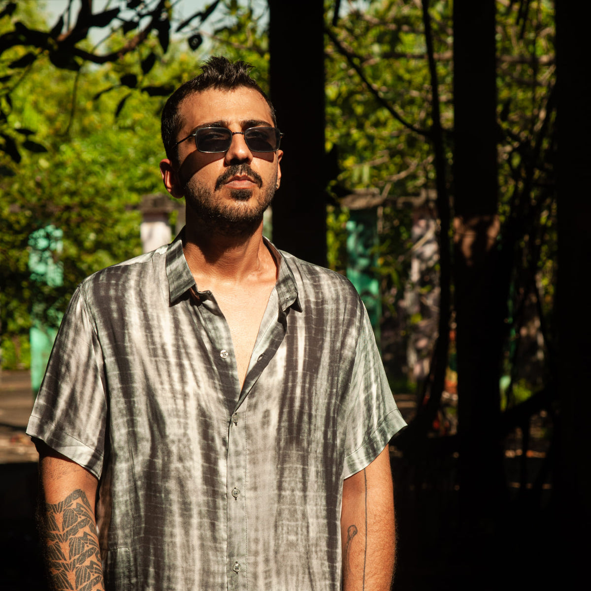 TIE DIE | Bamboo Men's Short Sleeve Shirts | Boho Hippy Tie-Dye Shirts for Men