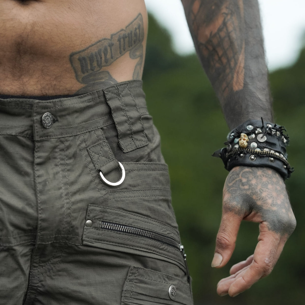 MANAGA SHORTS - Men's Cargo Shorts |Stretch Ribstop Hunter Green Cargo Shorts