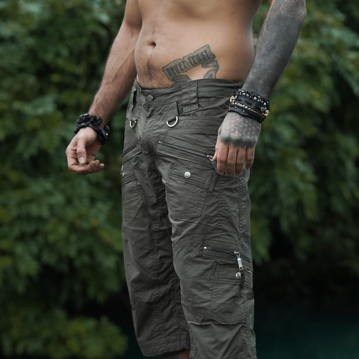 MANAGA SHORTS - Men's Cargo Shorts |Stretch Ribstop Hunter Green Cargo Shorts