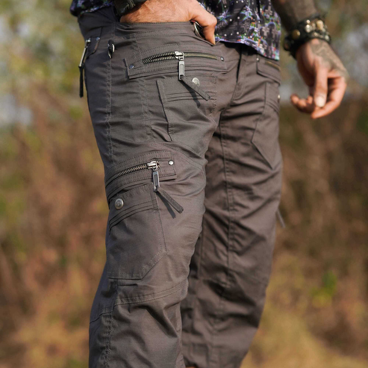 Managa Shorts - Men's Grey Cotton Multi-pocketed Cargo Shorts
