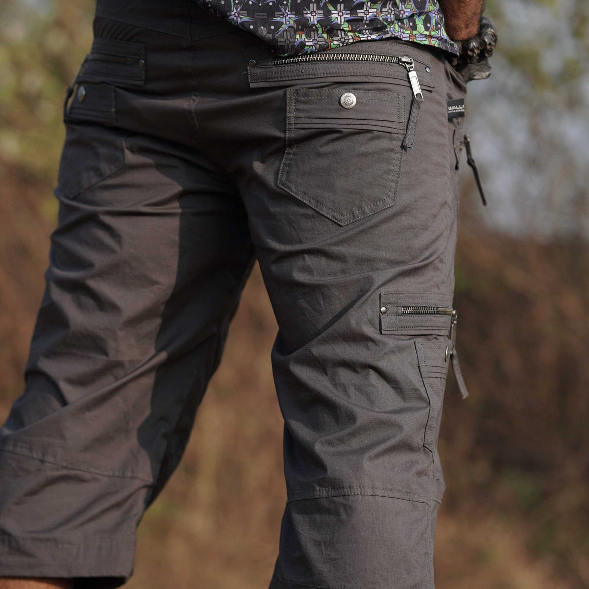 Managa Shorts - Men's Grey Cotton Multi-pocketed Cargo Shorts