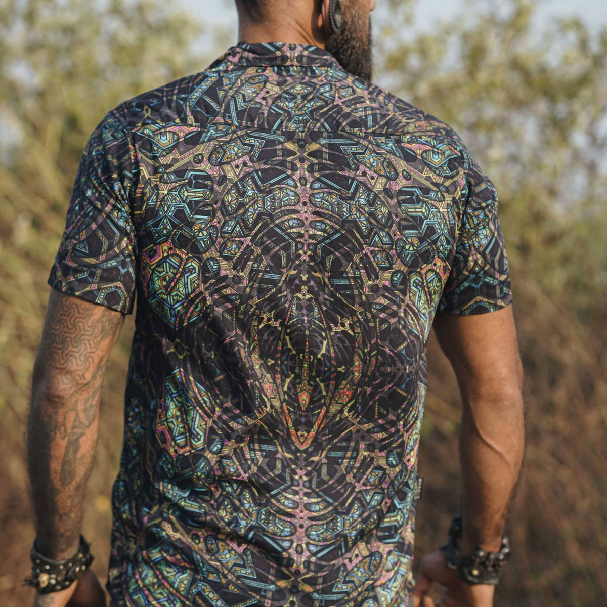 MIND FLARE | Men's Bamboo Shirts | Psychedelic Glitch Pattern Shirt