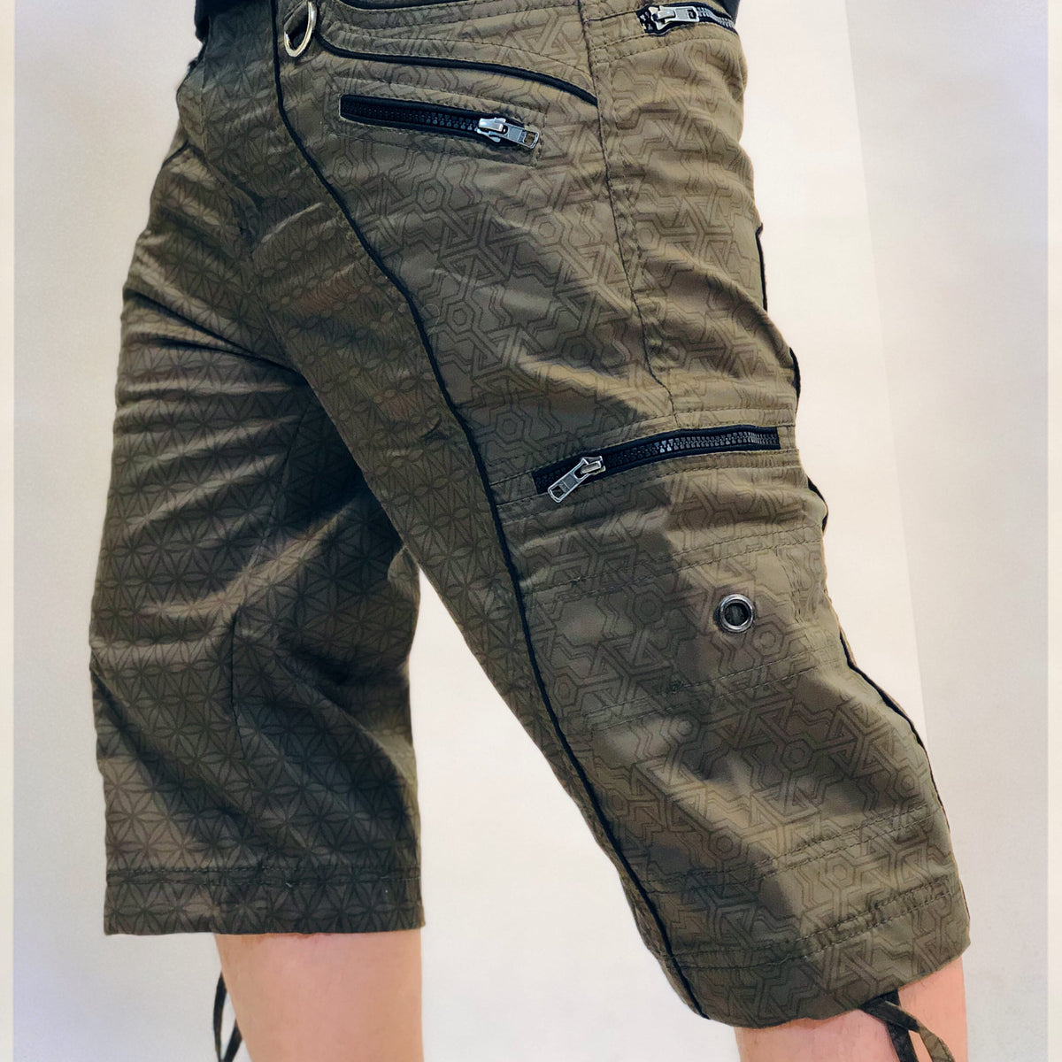 Pythagoras FOL - Men's NY 3/4 Shorts Below The Knee Cargo Shorts