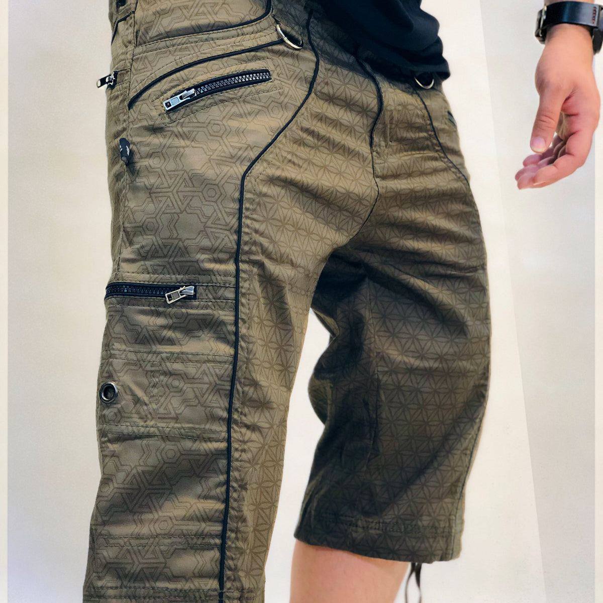 Pythagoras FOL - Men's NY 3/4 Shorts Below The Knee Cargo Shorts