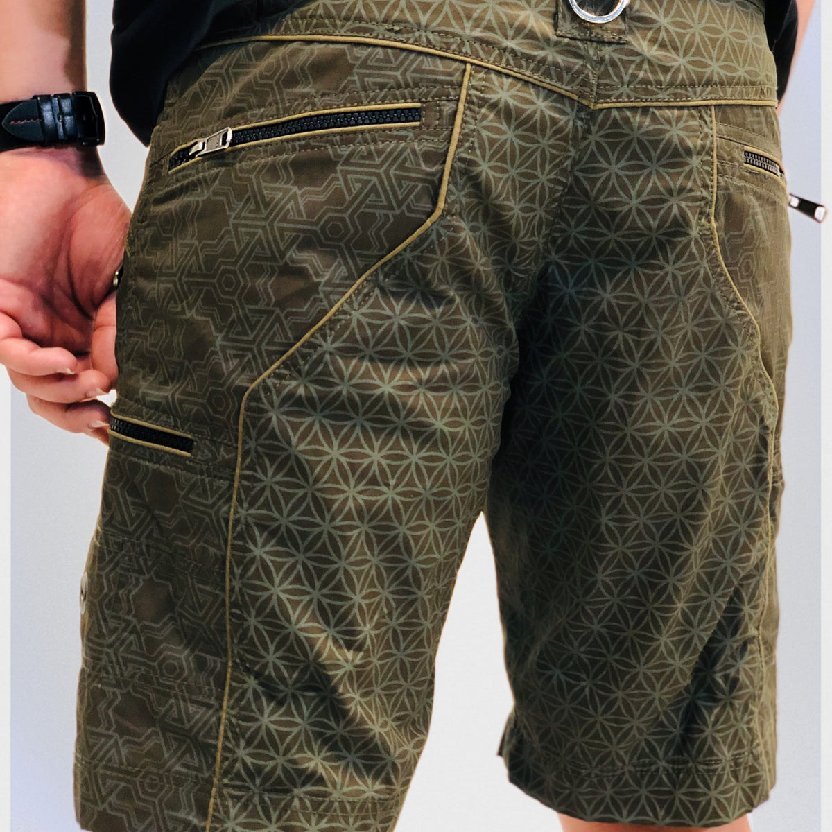 Pythagoras FOL Men's NY Shorts in Khaki Color