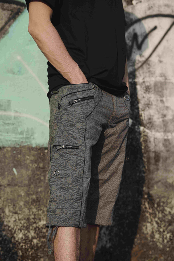 off grey geometric print 3/4 festival shorts