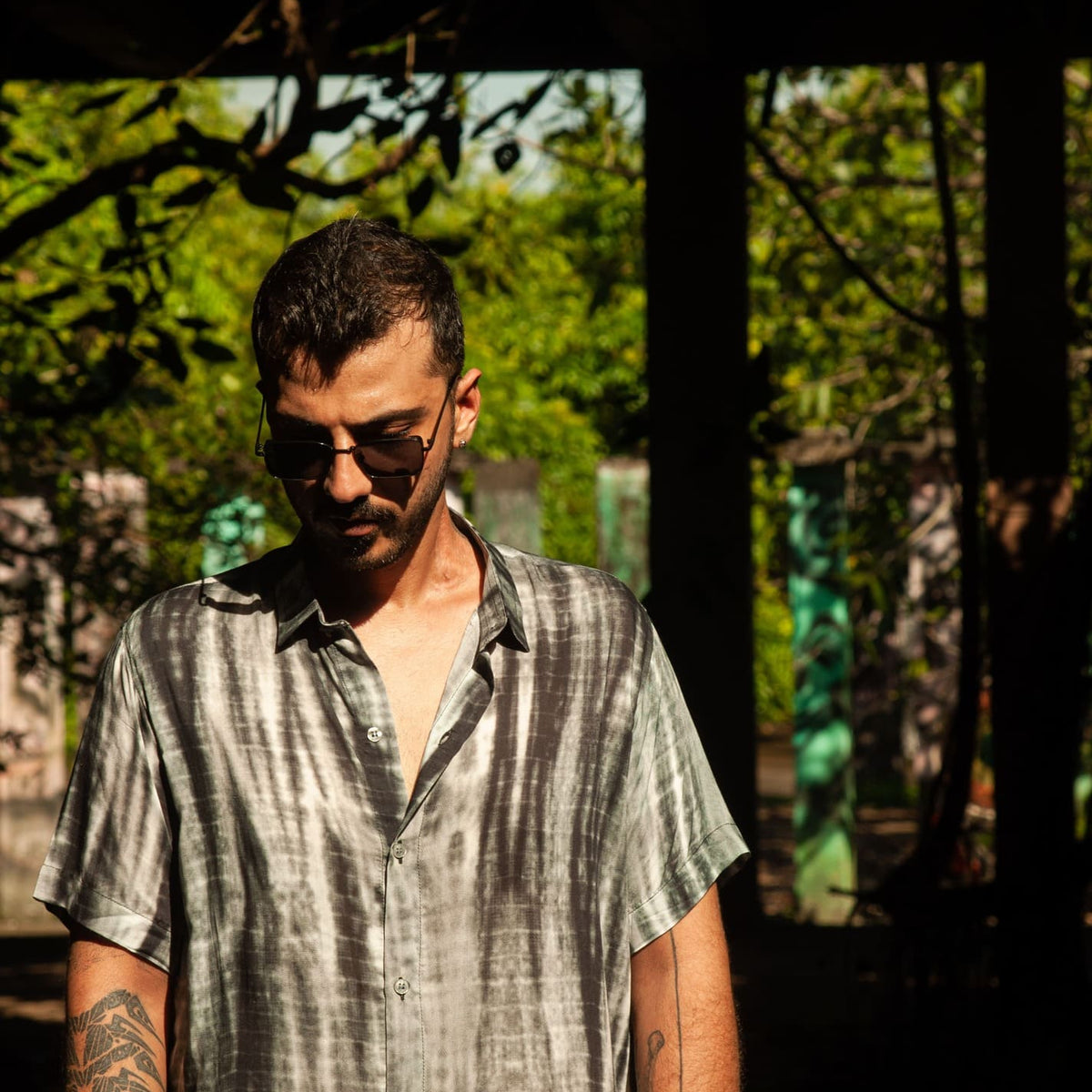 TIE DIE | Bamboo Men's Short Sleeve Shirts | Boho Hippy Tie-Dye Shirts for Men