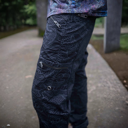 Dragon Codex black psychedelic cargo pants side view