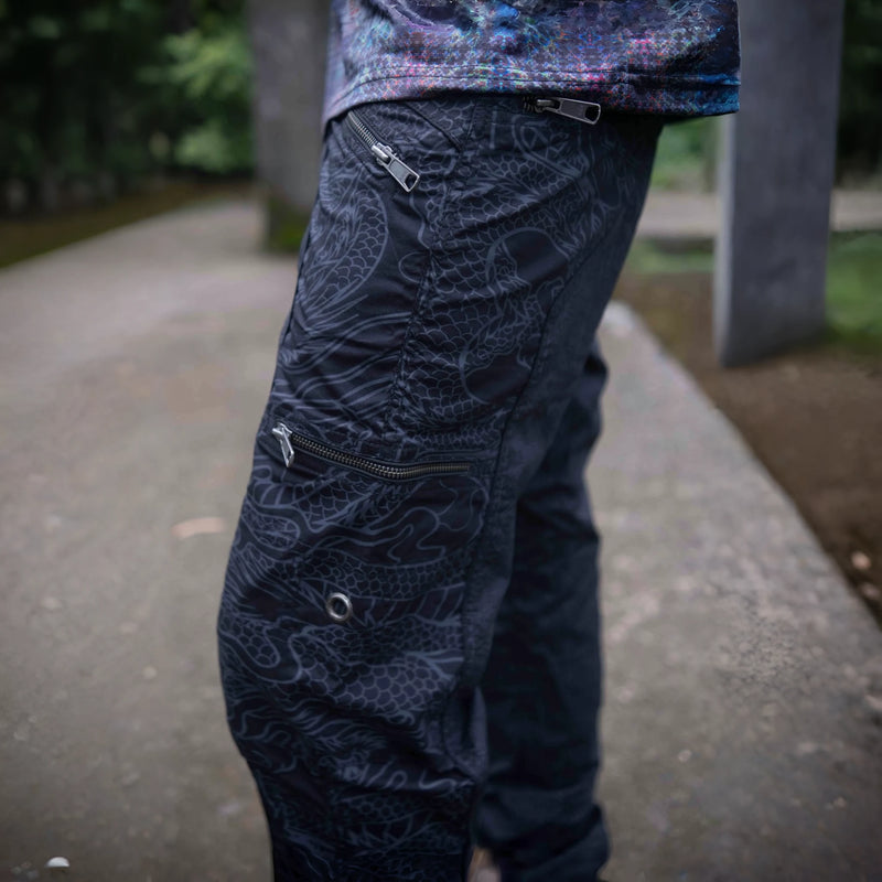 Dragon Codex black psychedelic cargo pants side view