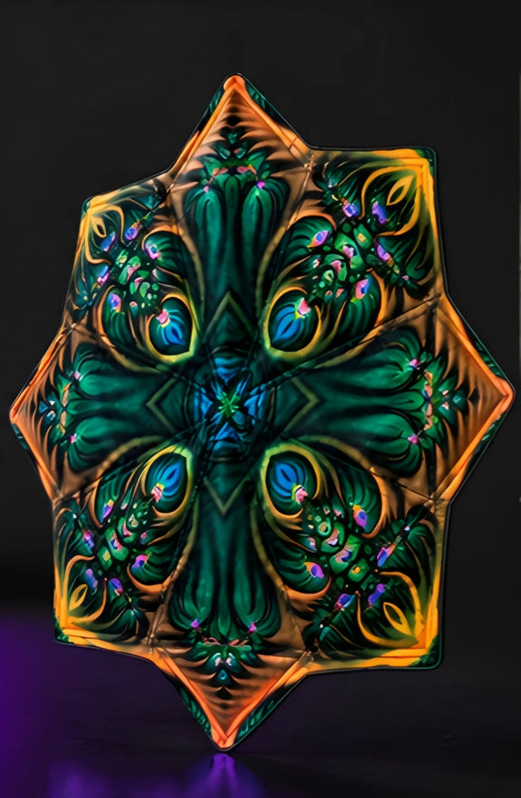 Emerald Bloom DAPOSTAR flow star glowing under UV light with sacred botanical geometric design