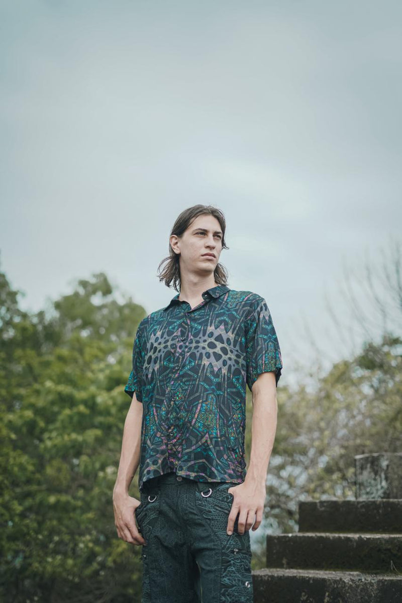 Mind Flare V2 bamboo shirt styled outdoors
