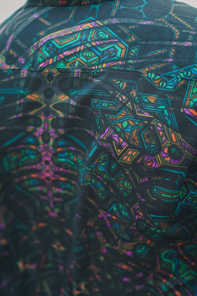 Mind Flare V2 bamboo fabric shirt print close up